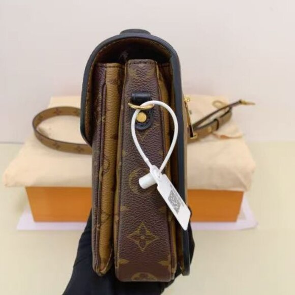 LOUIS VUITTON bag - Picture 7 of 8